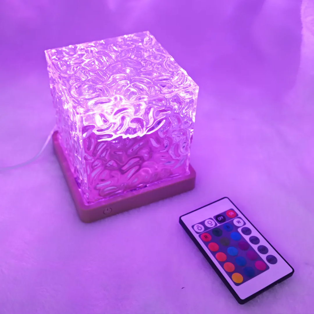 Lampe LED Cube Multicolore avec Télécommande – Ambiance Magique pour Chambre & Salon